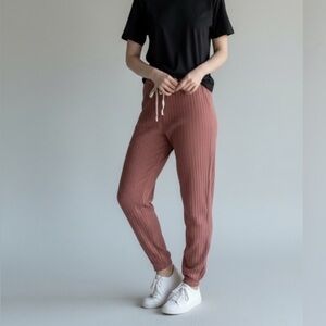 Blu Pepper NWT Cozy Life Ribbed Mauve Joggers